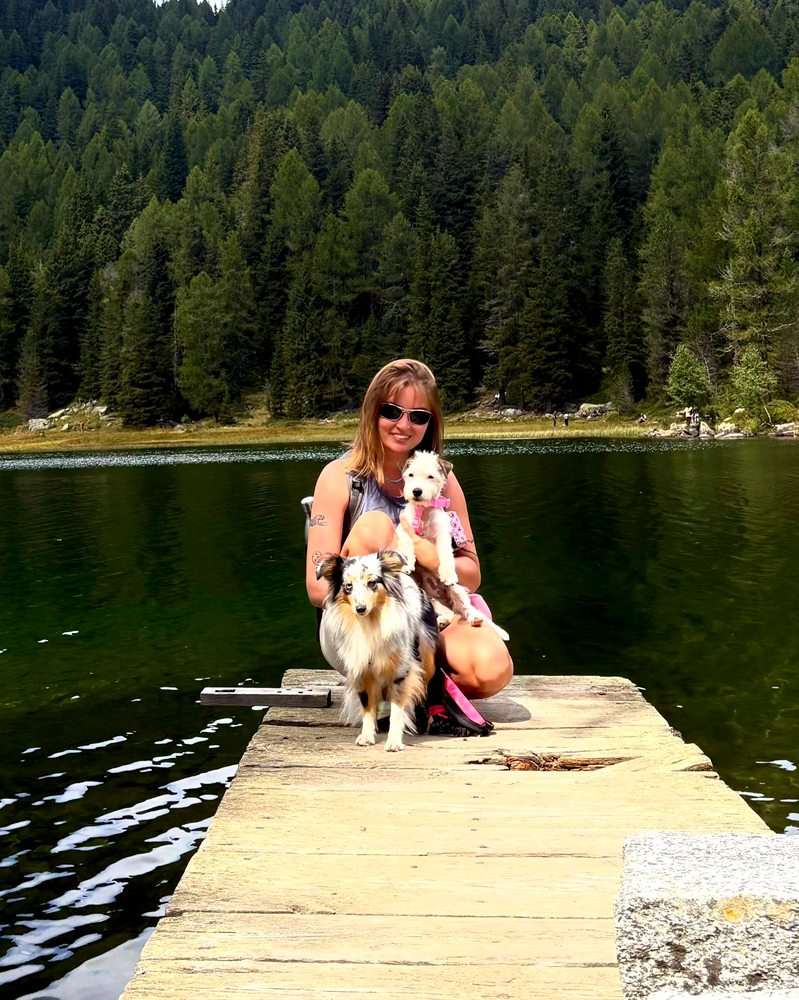 Foto di Matilde con il suo cane